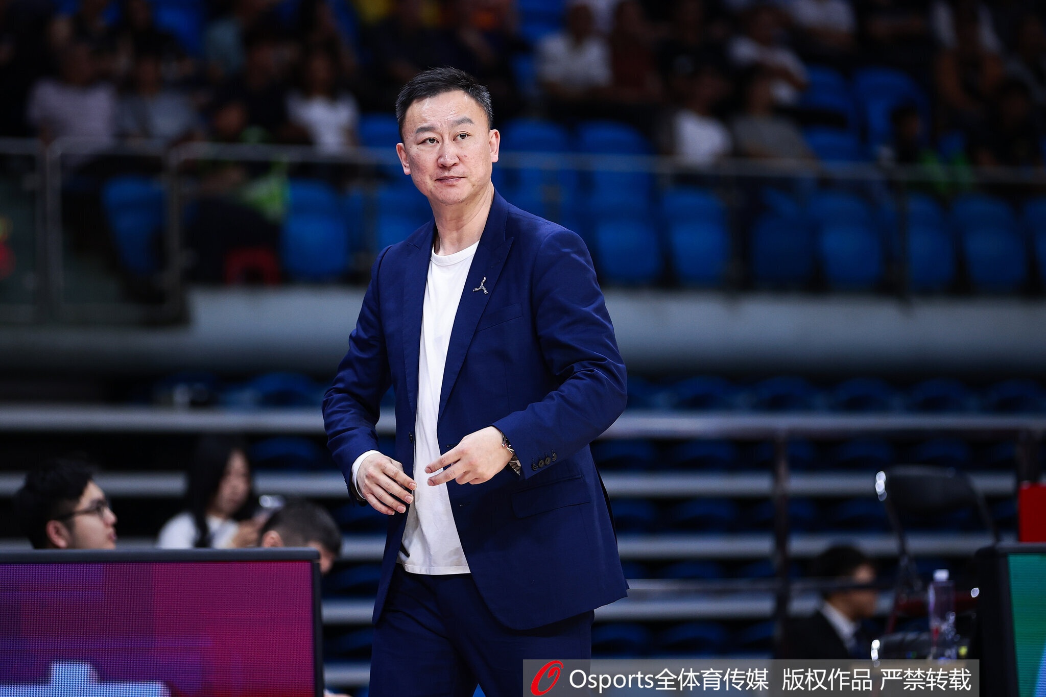 开云体育-被翻盘！媒体人：青岛手握大好局势被翻盘 细节与心态双双崩盘